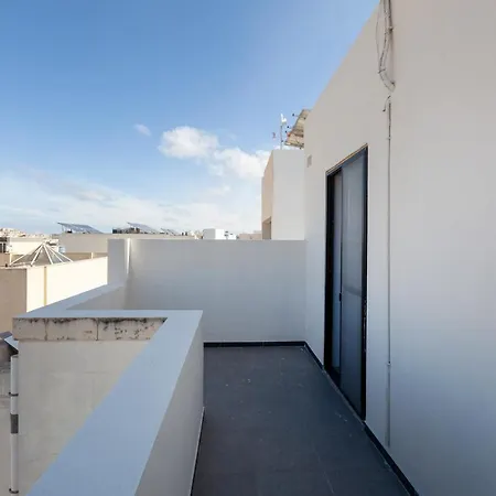 83/3-lovely 1 Bedroom Penthouse Appartamento *