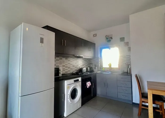 83/3-lovely 1 Bedroom Penthouse Appartamento *