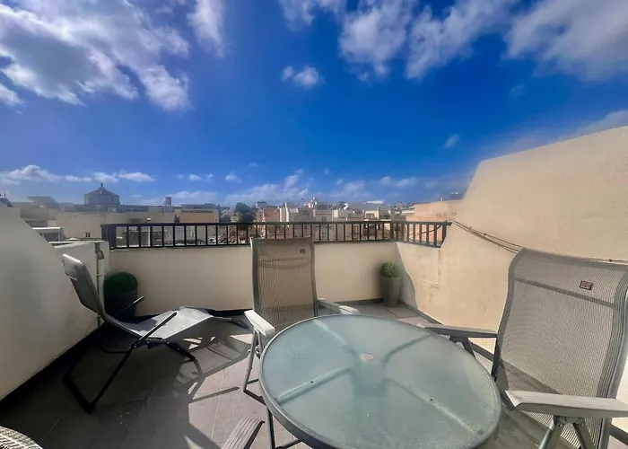 83/3-lovely 1 Bedroom Penthouse Appartamento *